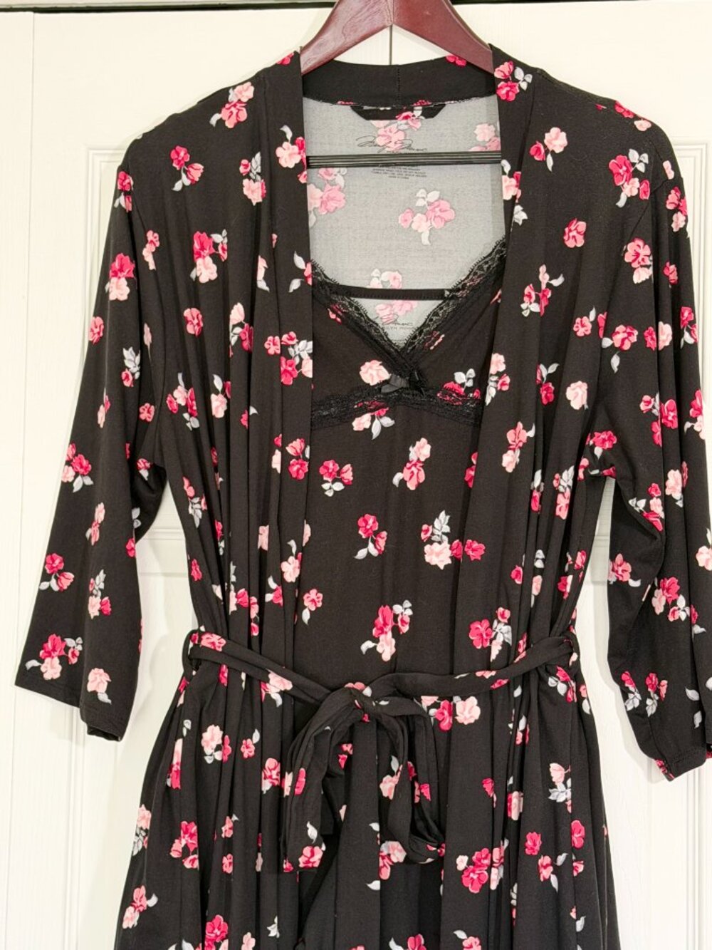 Marilyn Monroe 3-Piece Black Floral Nightwear Set